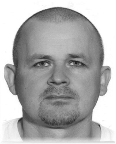 Jacek Kłos, lat 48, poszukiwany za zabójstwo z użyciem broni palnej lub materiałów wybuchowych