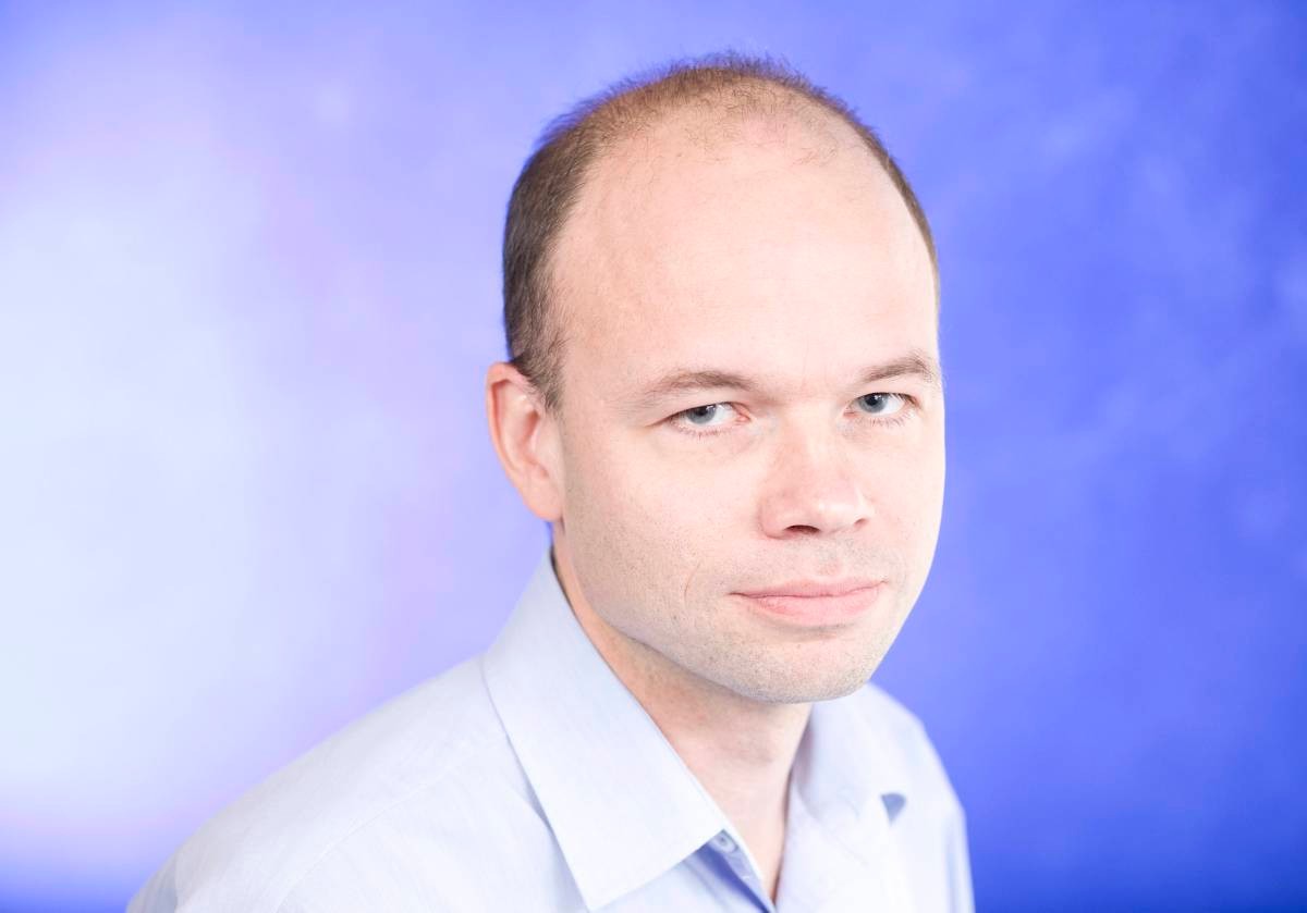 Jędrzej Bielecki, dziennikarz działu życie gospodarcze świat