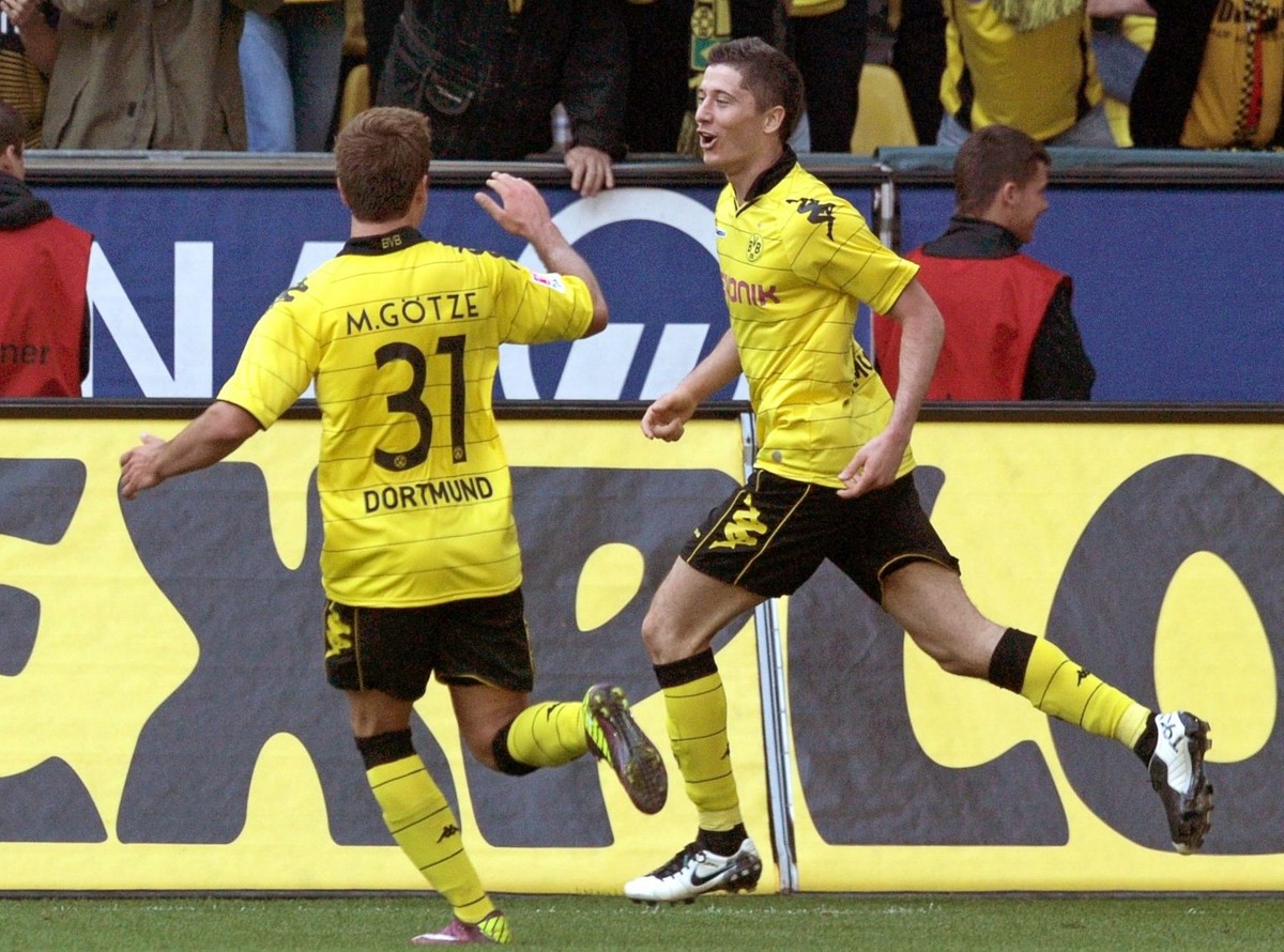 Borussia mistrzem Niemiec. Zobacz bramkę Lewandowskiego