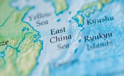 Zatonął statek u wybrzeży Japonii. Potwierdzono śmierć dwóch marynarzy