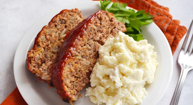 ___9085215___2018___11___8___17___H2_Meatloaf_Plate_10