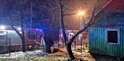 Pożar zaskoczył starsze małżeństwo we śnie. Mężczyzna zginą w płonieniach