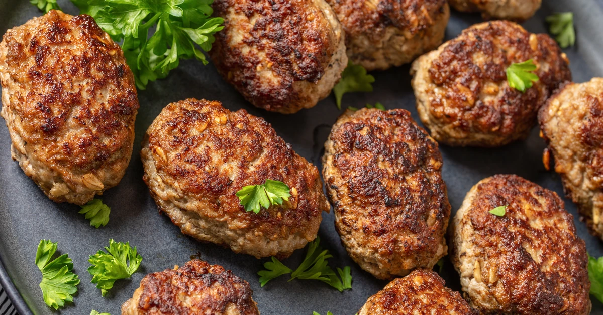 Pyszny obiad na sobotę. Podajemy przepis, Ty gotujesz. Mielone po śląsku, czyli karminadle