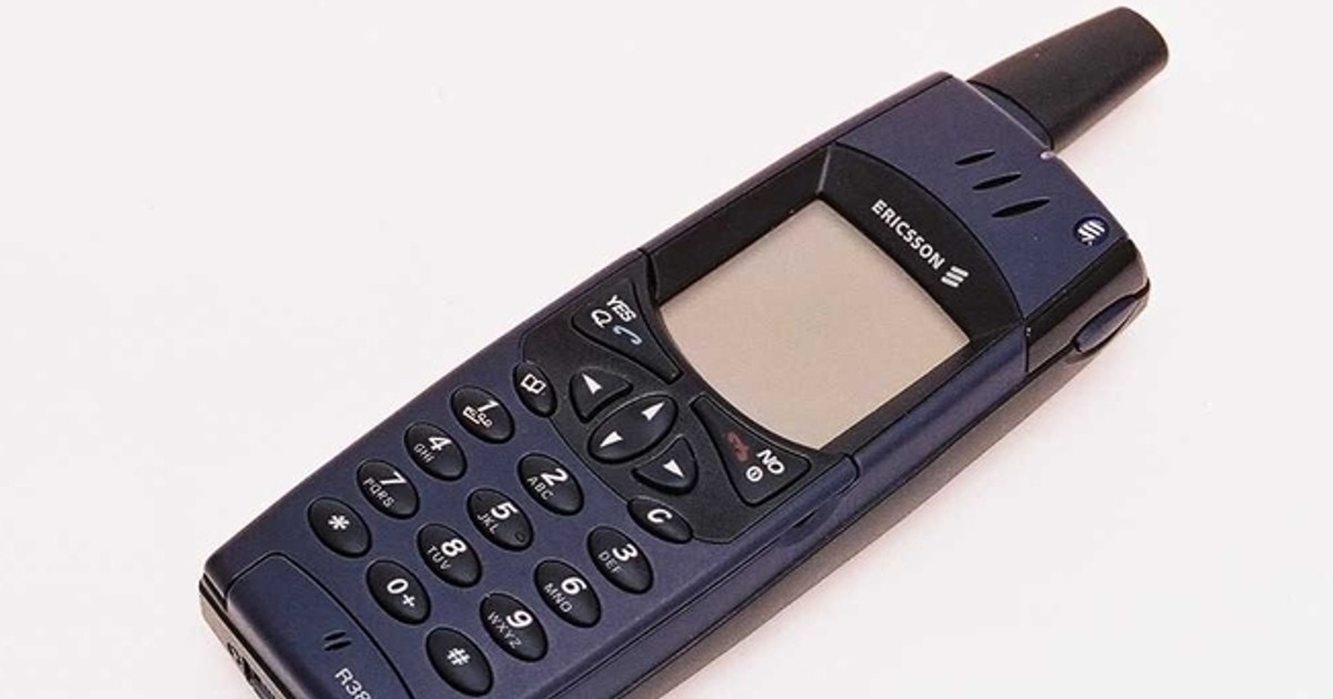 Ericsson R380s. Recenzja telefonu - Facet