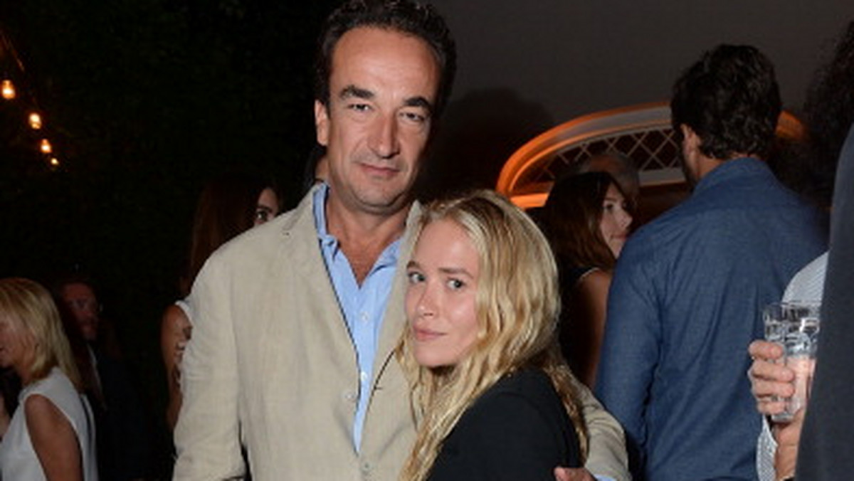 Mary Kate Olsen zaręczyła się z siedemnaście lat starszym Olivierem Sarkozym. Takie informacje podaje magazyn „US Weekly”.