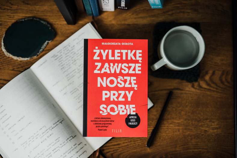 Małgorzata Gołota, "Żyletkę zawsze noszę przy sobie. Depresja dzieci i młodzieży" (okładka)