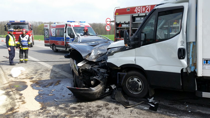 Przerażający wypadek. Interweniował śmigłowiec