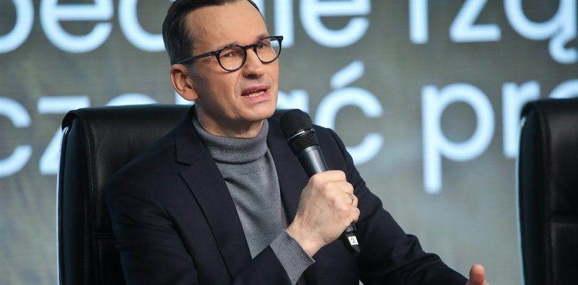 Piekło zamarzło? Morawiecki poparł pomysł partii rządzącej w sprawie aborcji