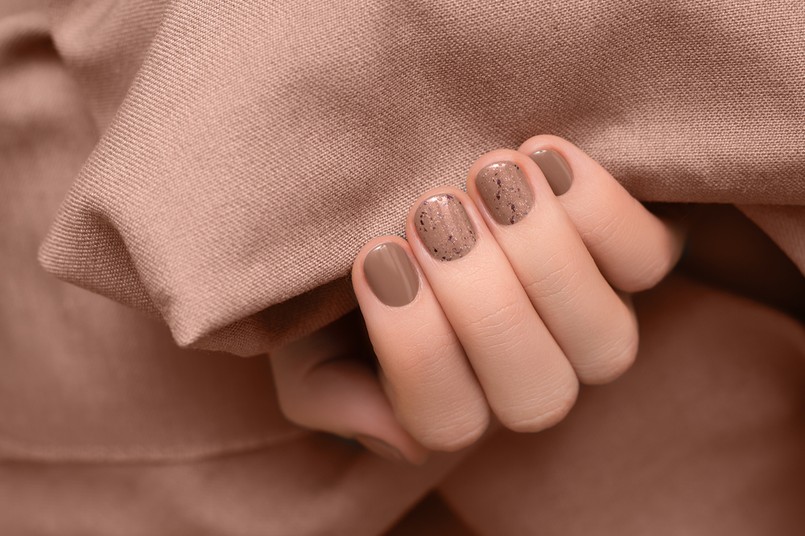"Teddy bear nails": trend na jesień 2024