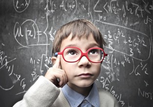 Prymusom dziękujemy: sukces na rynku pracy nie zależy od ocen na świadectwie