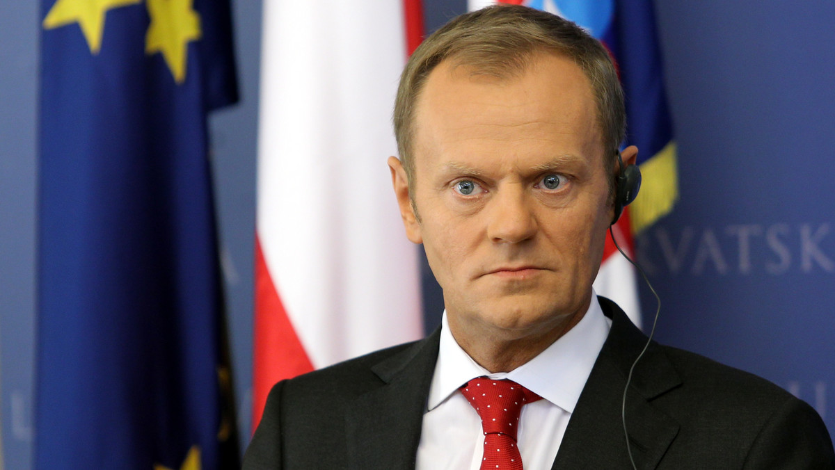 Platforma Obywatelska rozpoczyna ostatni etap swojej kampanii wyborczej. Jak dowiedziało się Radio ZET, Donald Tusk od dzisiaj aż do do dnia wyborów będzie jeździł autokarem po Polsce i spotykał się z wyborcami.