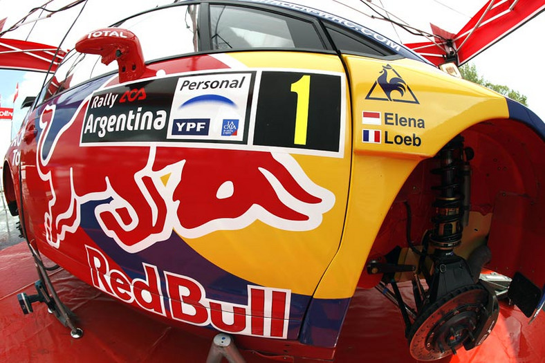 Rajd Argentyny 2008: Loeb zdecydowanym liderem (I. etap)