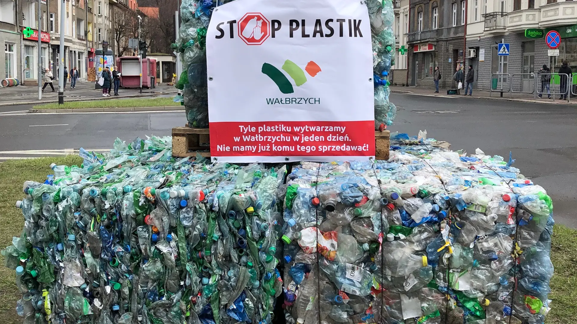 Wałbrzych ze strefami wolnymi od plastiku. To pierwsze miasto w Polsce