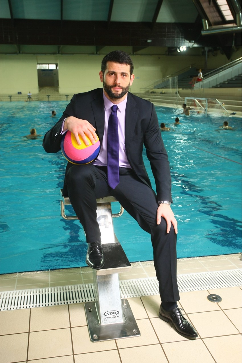 Novobeograđani zadržali na čelu opštine proslavljenog vaterpolistu