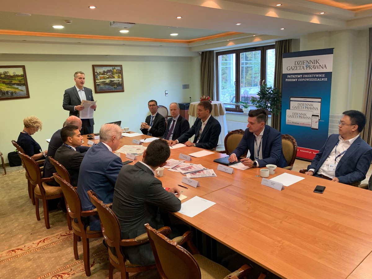 69711644_915237042166472_290235180986138624_n