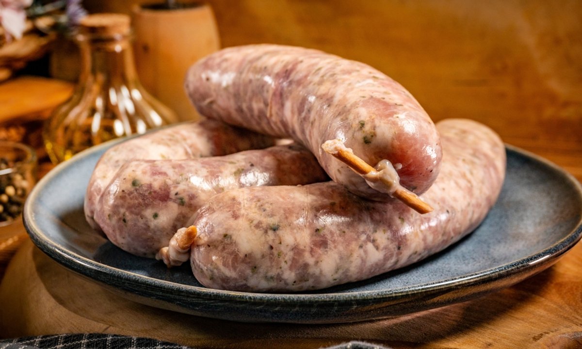 Po tej jednej rzeczy poznasz dobrą białą kiełbasę od razu. Sprawdź, zanim kupisz