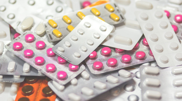 Német gyártmányú, lejárt gyógyszereket találtak a víztározóban / Illusztráció: Pixabay