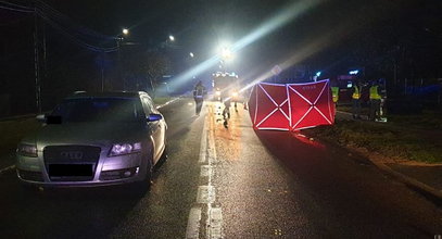 72-latek stał z rowerem. Chwilę później już nie żył