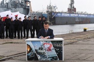 MON zamawia dla Marynarki Wojennej fregaty. "Będą znaczną siłą na Bałtyku"