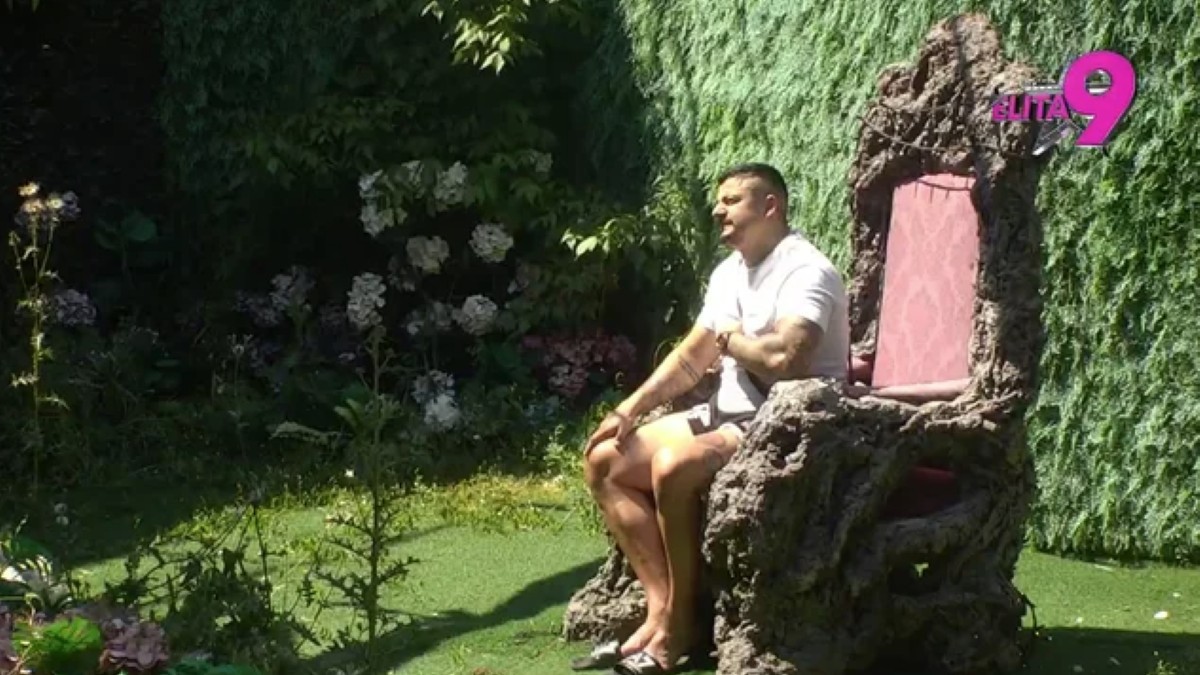 "Kad izađemo napolje svako ide svojoj kući, moji neće podržati tu vezu" Terza nakon pomirenja sa Sofijom promenio ploču, pozeleneće od besa kad ovo čuje