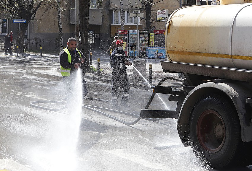 Smederevo, lepo vreme, dezinfekcija ulica