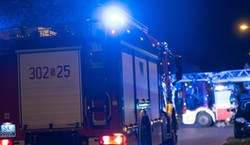 Groźny wybuch w Poznaniu i ewakuacja kilkudziesięciu osób. "Nieznane substancje"