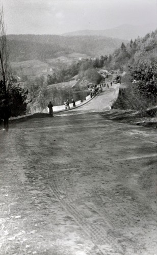 Droga, na której oba autobusy wpadły w poślizg