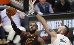 Liga NBA: Sześć punktów Gortata w przegranym meczu Wizards z Hawks