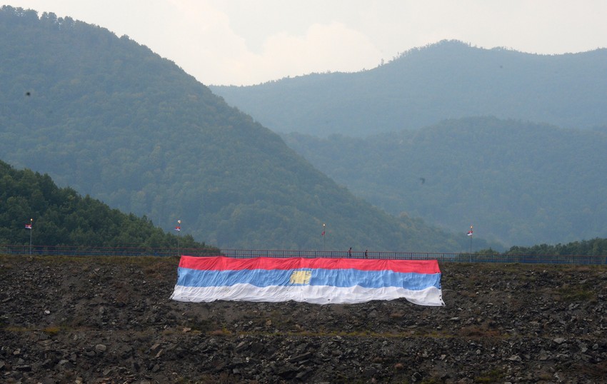 Trobojka na jezeru Gazivode