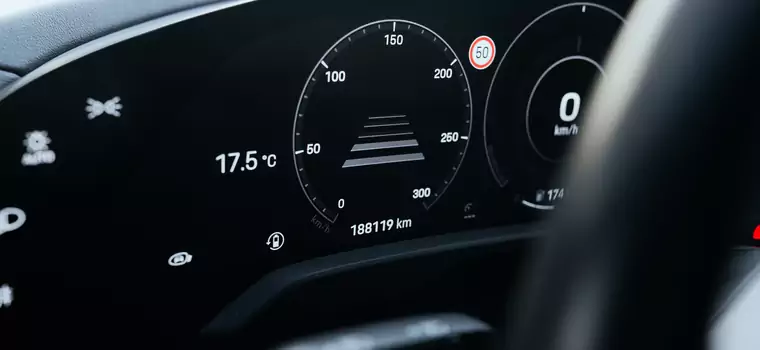 Przejechał elektrycznym Porsche już ponad 188 tys. km