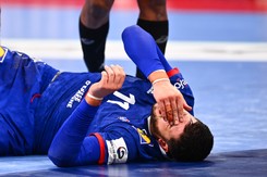 ME piłkarzy ręcznych. Francja w półfinale bez trenera i Tournata