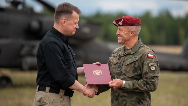 Minister Obrony Narodowej Mariusz Błaszczak i gen. dyw. Adam Joks