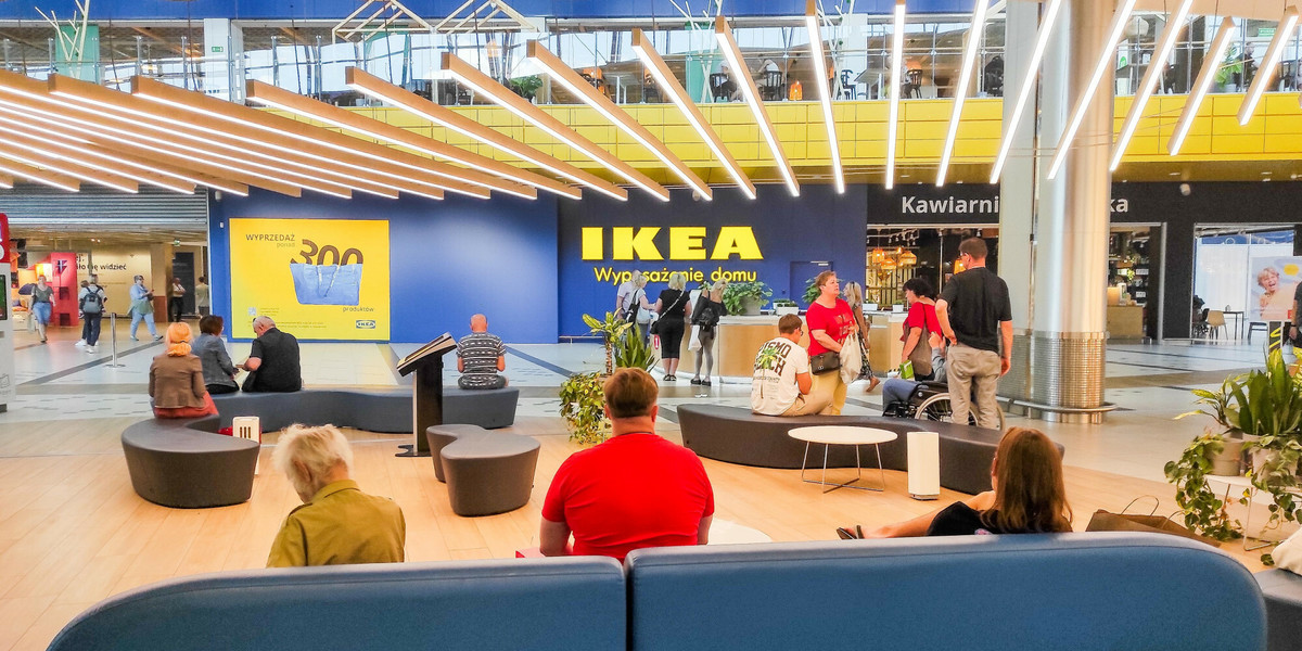 Ikea obniża ceny mebli
