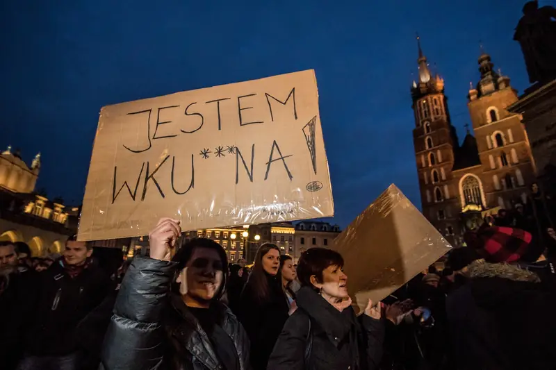 Czarny protest marsz kobiet