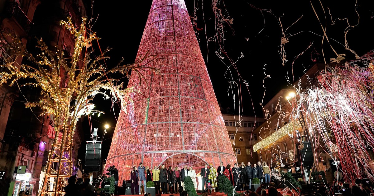 Najbardziej spektakularne iluminacje świąteczne. Turyści zachwyceni, mieszkańcy nie za bardzo