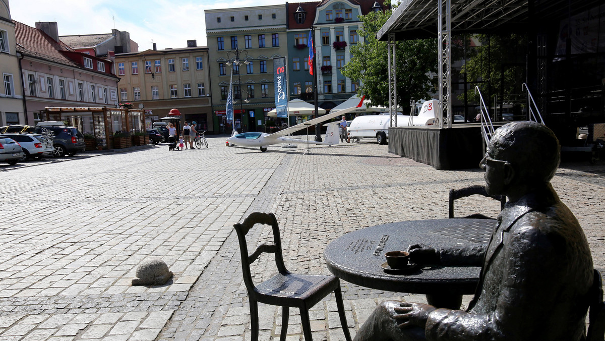 Ostrów Wlkp.: urząd uruchamia telefon kontaktowy dla seniorów i niepełnosprawnych