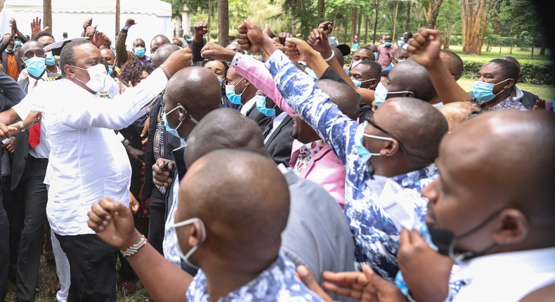 President Uhuru Kenyatta with MCAs at Sagana State Lodge