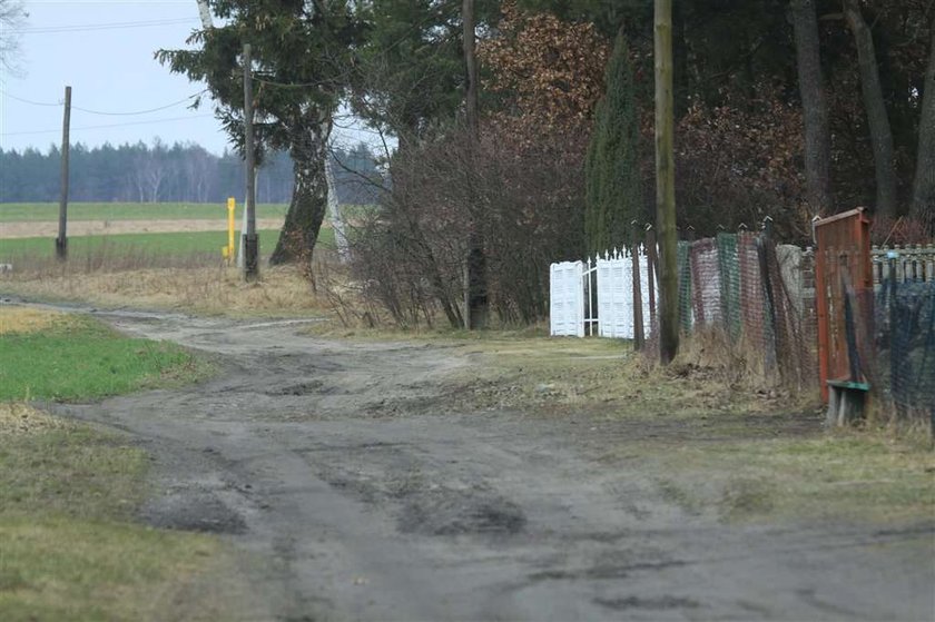 Przejechał go własny traktor!