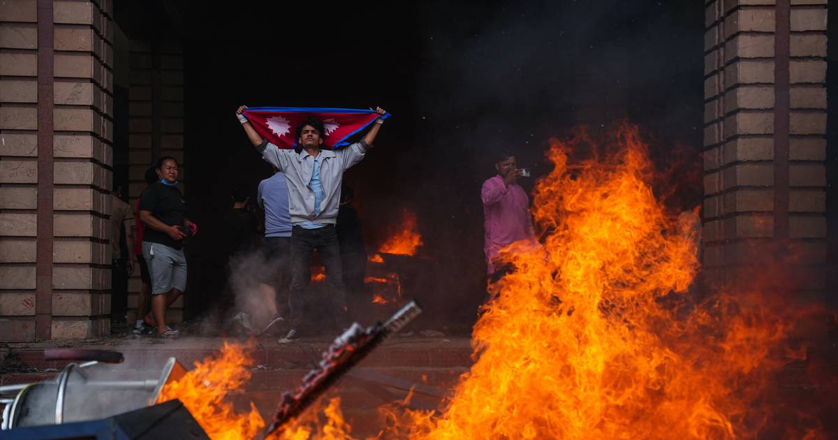 Krwawe protesty pokolenia Z w Nepalu. Zaczęło się od wyłączenia social mediów