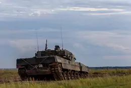 Ukraińcy zmienili taktykę. Używają Leopardów, jako artylerii. Doniesienia z frontu potwierdza agencja AFP