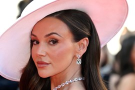 Poslednji prolećni mlad mesec DONOSI ŽIVOTNI KARAMBOL za ovih 5 znakova: Jedni će morati da kupe sef za sve PARE KOJE ĆE IM DOĆI, a drugi će biti na ivici NERVNOG SLOMA