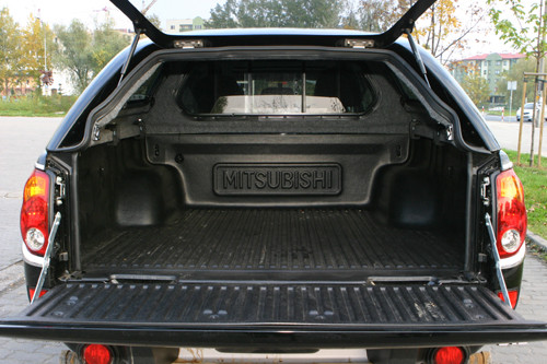 Mitsubishi L200 - Sprawny na każdej drodze