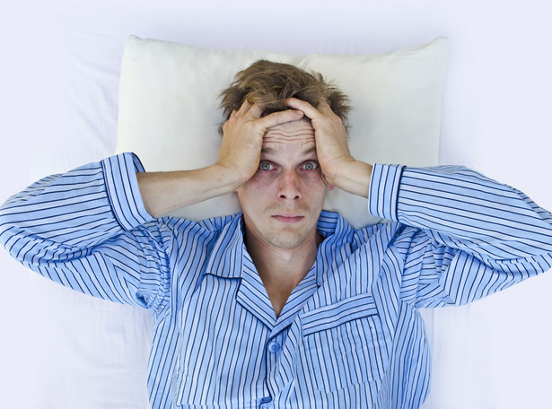 Jak zbyt mała ilość snu odbija się na zdrowiu? [WIDEO]