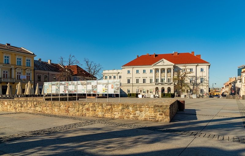 Fot. istockphoto.com / Rynek w Kielcach po rewitalizacji