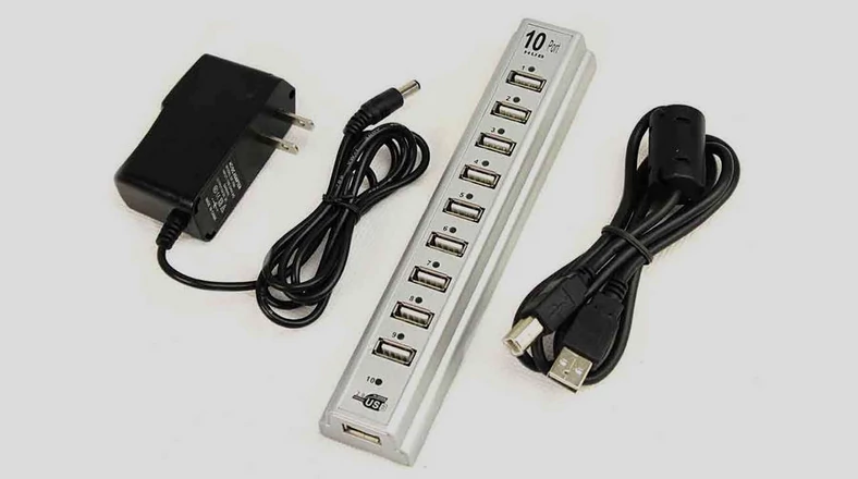 Jeśli chcemy podłączać do maliny prądożerne urządzenia USB, warto zastosować aktywny USB hub (z własnym zasilaniem)