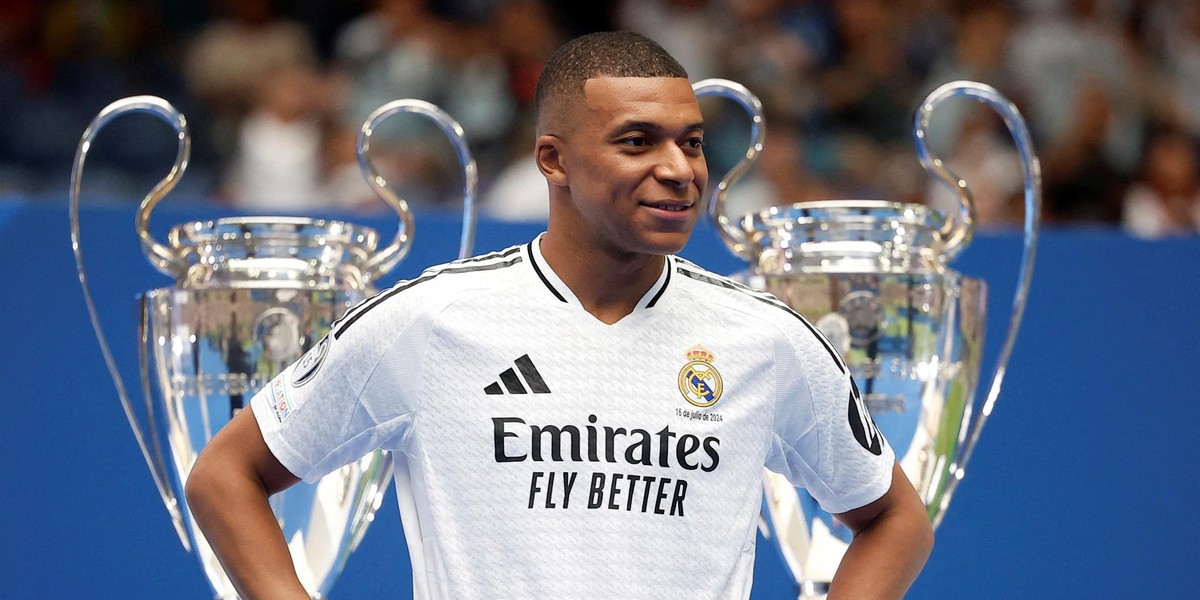 Kylian Mbappe latem przeszedł z PSG do Realu Madryt. 