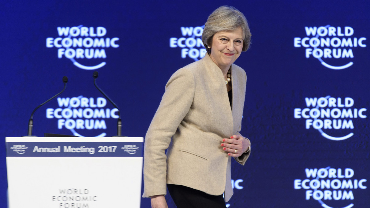 Brytyjska premier Theresa May zapowiedziała w wywiadzie dla "Financial Times" (wydanie weekendowe), że spodziewa się "bardzo szczerych" rozmów z nowym prezydentem Stanów Zjednoczonych Donaldem Trumpem, m.in. dotyczących przyszłości Unii Europejskiej i NATO.