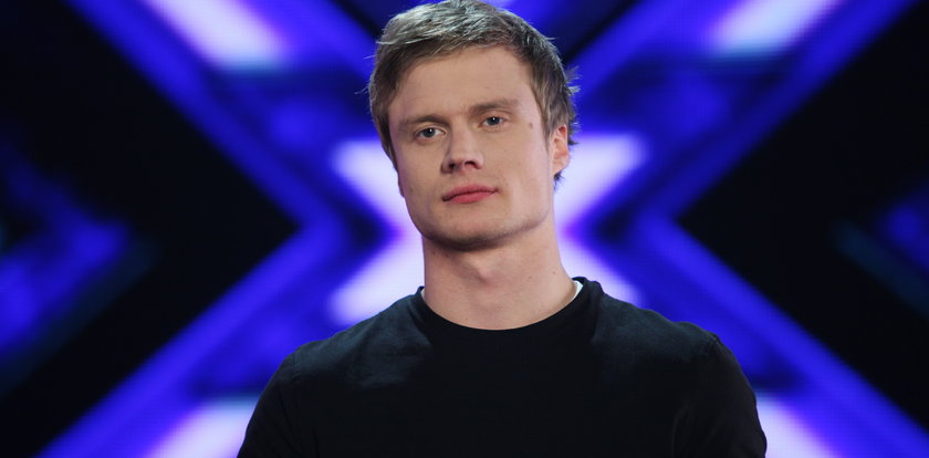Pamiętacie Marcina Spennera z "X Factor"? Muzyk jest nie do poznania!