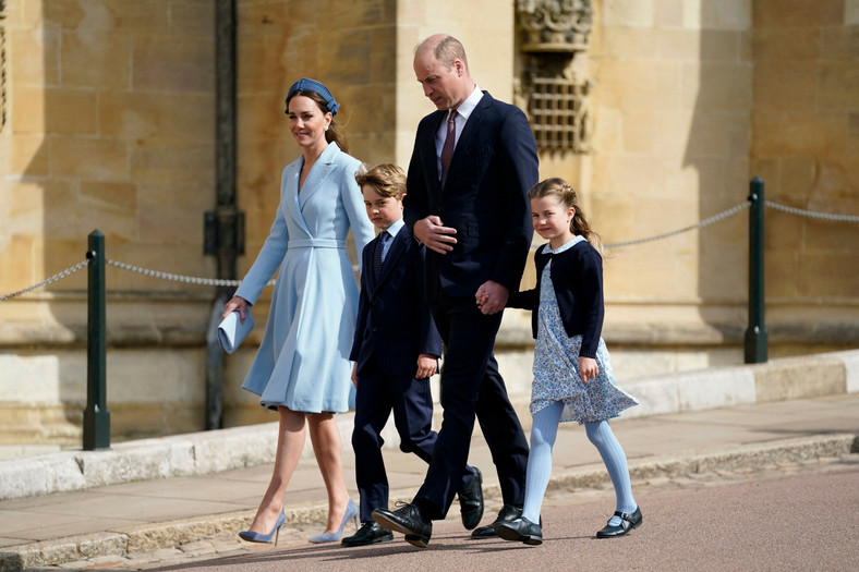 Księżna Kate i książę William z dziećmi