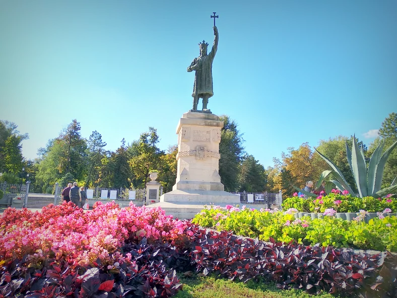 Pomnik króla Stefana Wielkiego w Kiszyniowie, Mołdawia